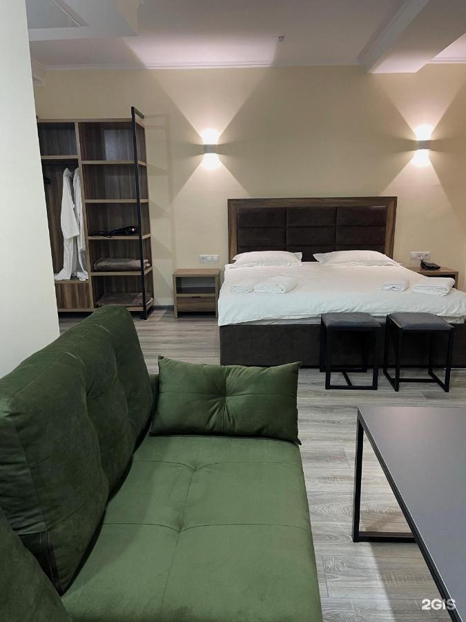 בישקק Hotel Nova מראה חיצוני תמונה