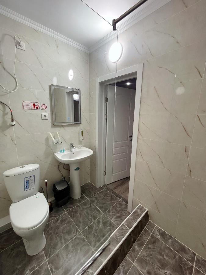 בישקק Hotel Nova מראה חיצוני תמונה